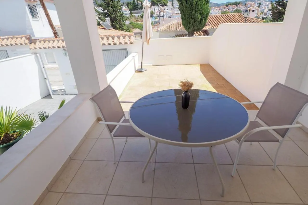 Nerja Paradise Rentals - Villa Perla