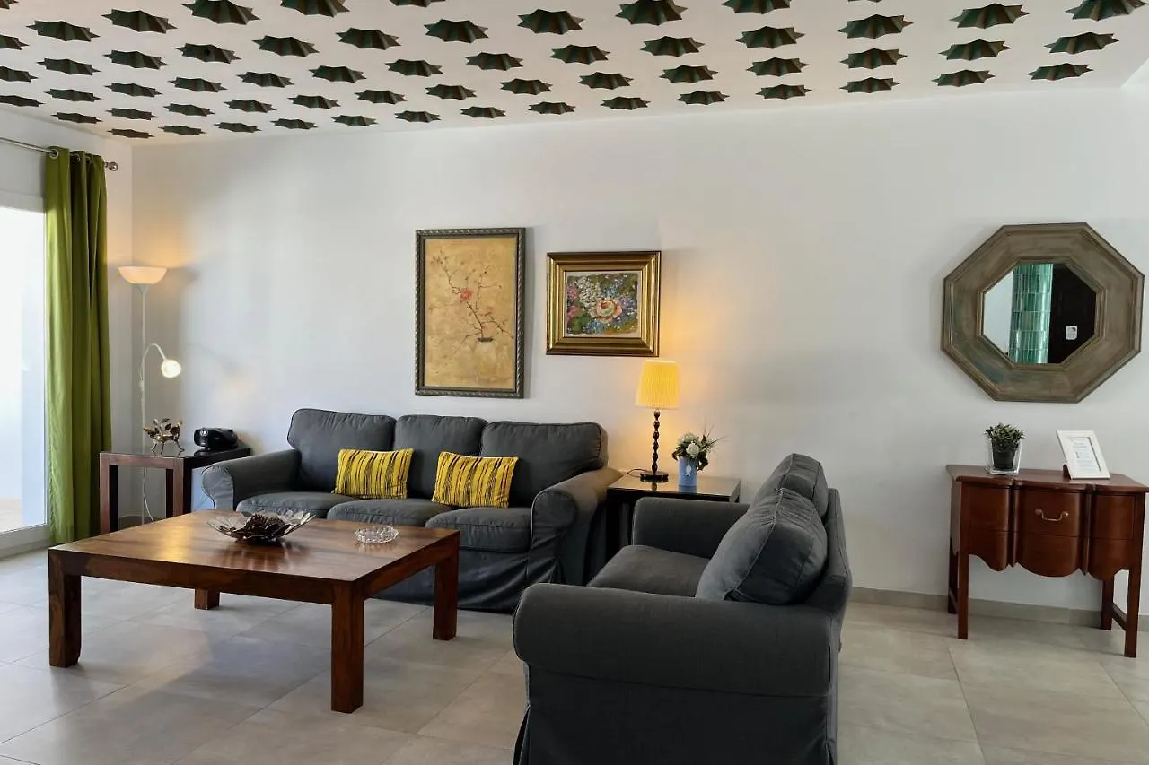 Nerja Paradise Rentals - Villa Perla